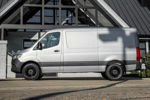 2026 Mercedes-Benz Sprinter 2500 Standard Roof