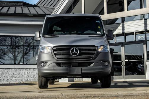 2026 Mercedes-Benz Sprinter 2500 Standard Roof