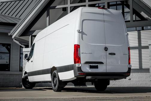 2026 Mercedes-Benz Sprinter 2500 High Roof
