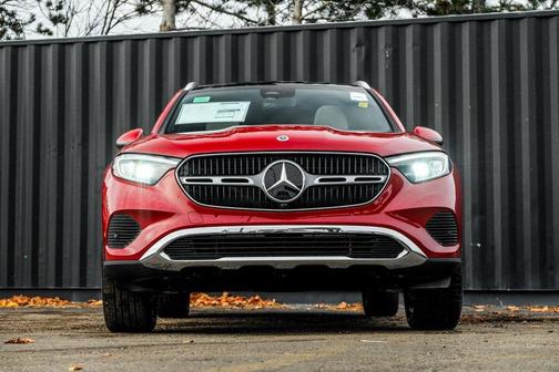 2026 Mercedes-Benz GLC 300 4MATIC
