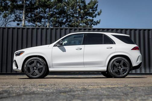 White 2026 Mercedes-Benz GLE 350 4MATIC