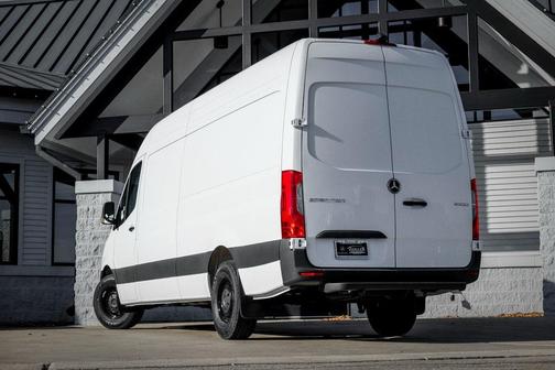 2026 Mercedes-Benz Sprinter 2500 High Roof