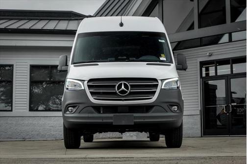 2025 Mercedes-Benz Sprinter 2500 High Roof