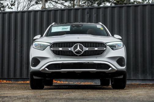 2026 Mercedes-Benz GLC 300 4MATIC