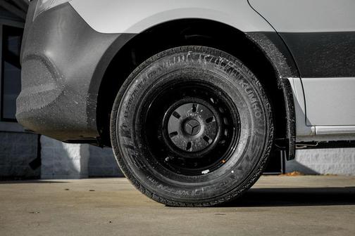 2026 Mercedes-Benz Sprinter 2500 High Roof