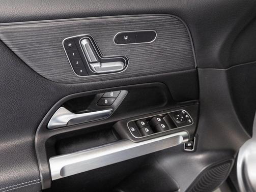 2023 Mercedes-Benz GLB 250 4MATIC