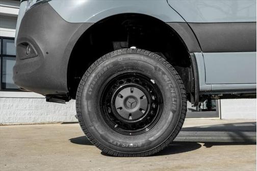 2025 Mercedes-Benz Sprinter 2500 4MATIC