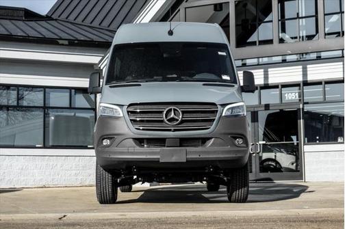 2025 Mercedes-Benz Sprinter 2500 4MATIC