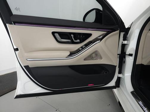 MANUFAKTUR Diamond White 2023 Mercedes-Benz S-Class 4MATIC