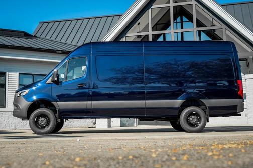 2025 Mercedes-Benz Sprinter 2500 High Roof
