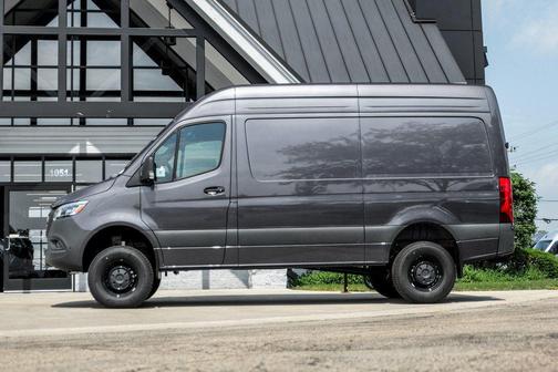 2025 Mercedes-Benz Sprinter 2500 High Roof