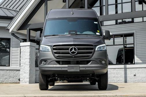 2025 Mercedes-Benz Sprinter 2500 High Roof