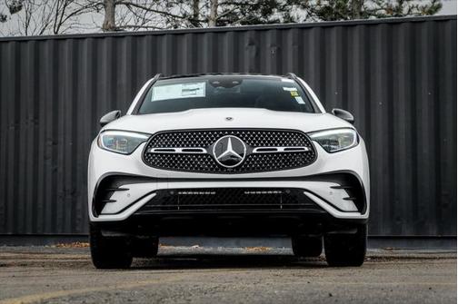 2025 Mercedes-Benz GLC 300 4MATIC