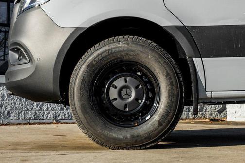 2025 Mercedes-Benz Sprinter 2500 High Roof