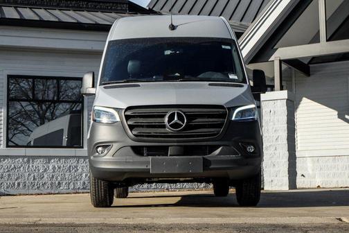 2025 Mercedes-Benz Sprinter 2500 High Roof