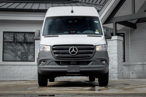 2025 Mercedes-Benz Sprinter 2500 High Roof