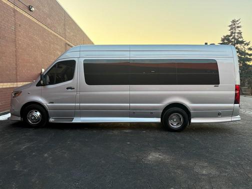 2024 Mercedes-Benz Sprinter 3500XD High Roof