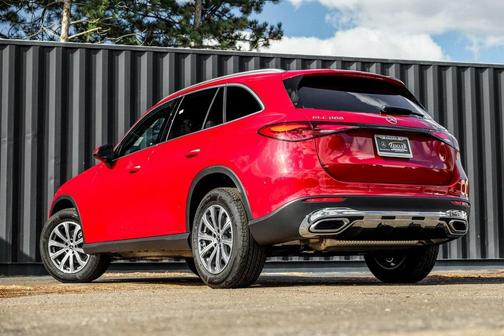 2026 Mercedes-Benz GLC 300 4MATIC