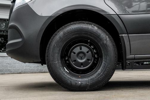 2025 Mercedes-Benz Sprinter 2500 High Roof