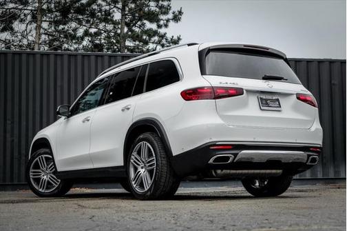 2025 Mercedes-Benz GLS 450 4MATIC