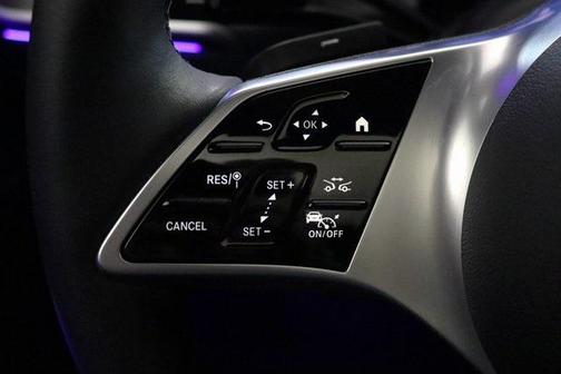 2025 Mercedes-Benz GLC 350e Base