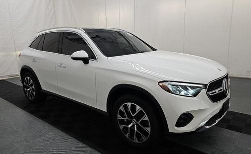 2025 Mercedes-Benz GLC 350e Base