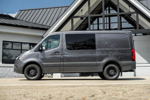 2025 Mercedes-Benz Sprinter 2500 Standard Roof