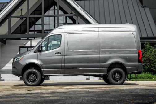2025 Mercedes-Benz Sprinter 2500 High Roof