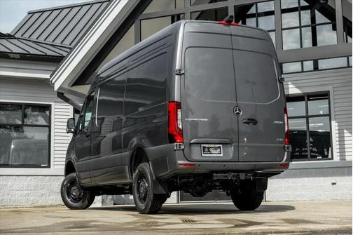 2025 Mercedes-Benz Sprinter 2500 High Roof