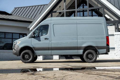 2026 Mercedes-Benz Sprinter 2500 Cargo 144 WB