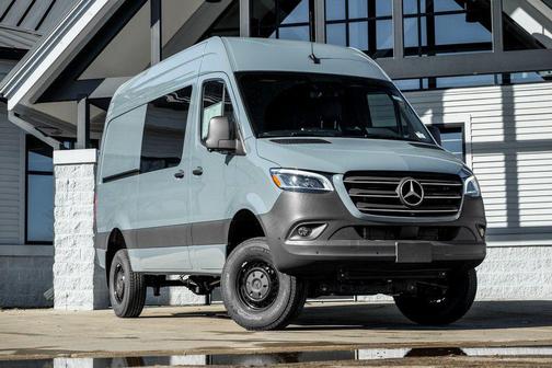2026 Mercedes-Benz Sprinter 2500 Cargo 144 WB