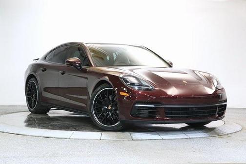 2018 Porsche Panamera 4S