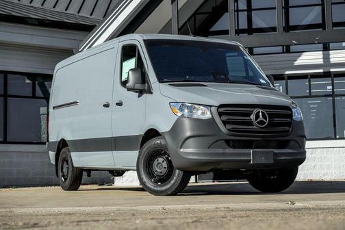 2026 Mercedes-Benz Sprinter 2500 Cargo 144 WB
