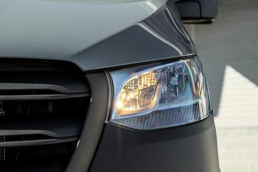 2026 Mercedes-Benz Sprinter 2500 Cargo 144 WB