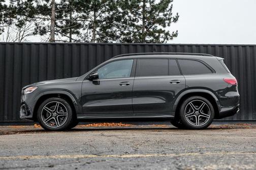 2026 Mercedes-Benz GLS 450 4MATIC
