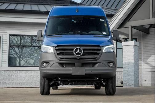 2025 Mercedes-Benz Sprinter 2500 High Roof