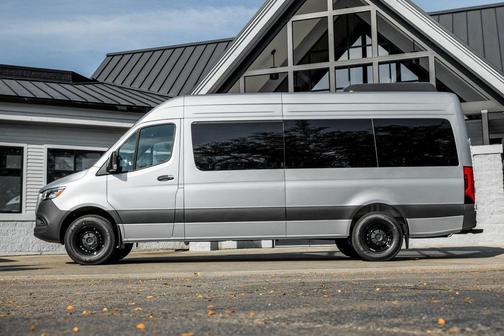 2025 Mercedes-Benz Sprinter 2500 High Roof
