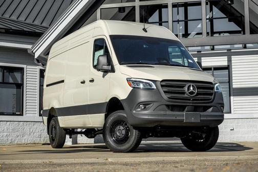 2026 Mercedes-Benz Sprinter 2500 Standard Roof