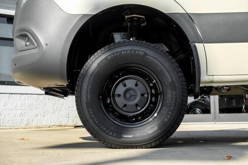 2026 Mercedes-Benz Sprinter 2500 Standard Roof