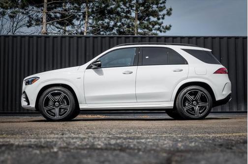 2025 Mercedes-Benz GLE 450e 4MATIC