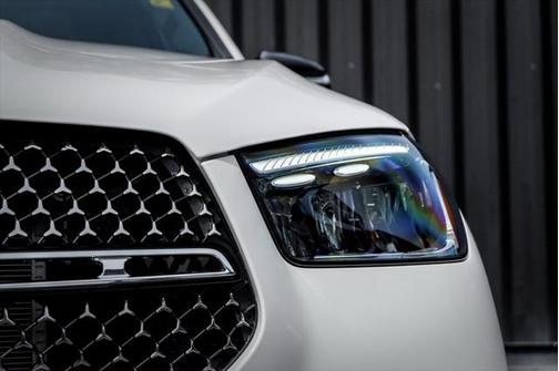 2025 Mercedes-Benz GLE 450e 4MATIC