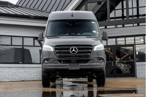 2025 Mercedes-Benz Sprinter 2500 High Roof