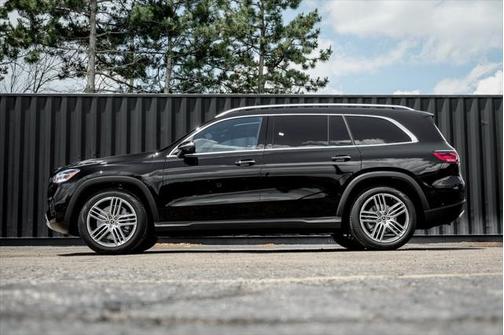 2025 Mercedes-Benz GLS 450 4MATIC
