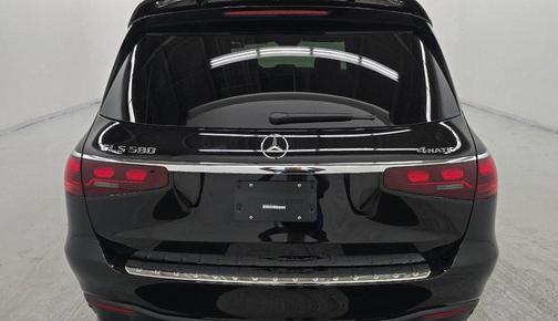 2025 Mercedes-Benz GLS 580 4MATIC
