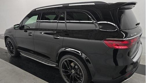 2025 Mercedes-Benz GLS 580 4MATIC