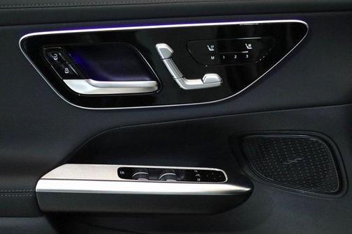 2025 Mercedes-Benz GLC 350e Base