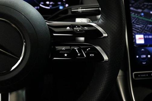 2025 Mercedes-Benz GLC 350e Base