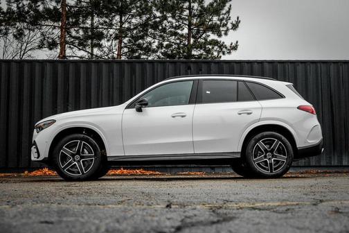 2026 Mercedes-Benz GLC 300 4MATIC
