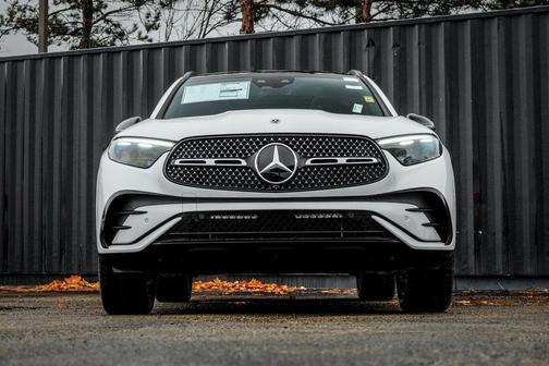 2026 Mercedes-Benz GLC 300 4MATIC