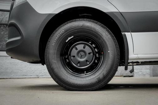 2026 Mercedes-Benz Sprinter 2500 High Roof